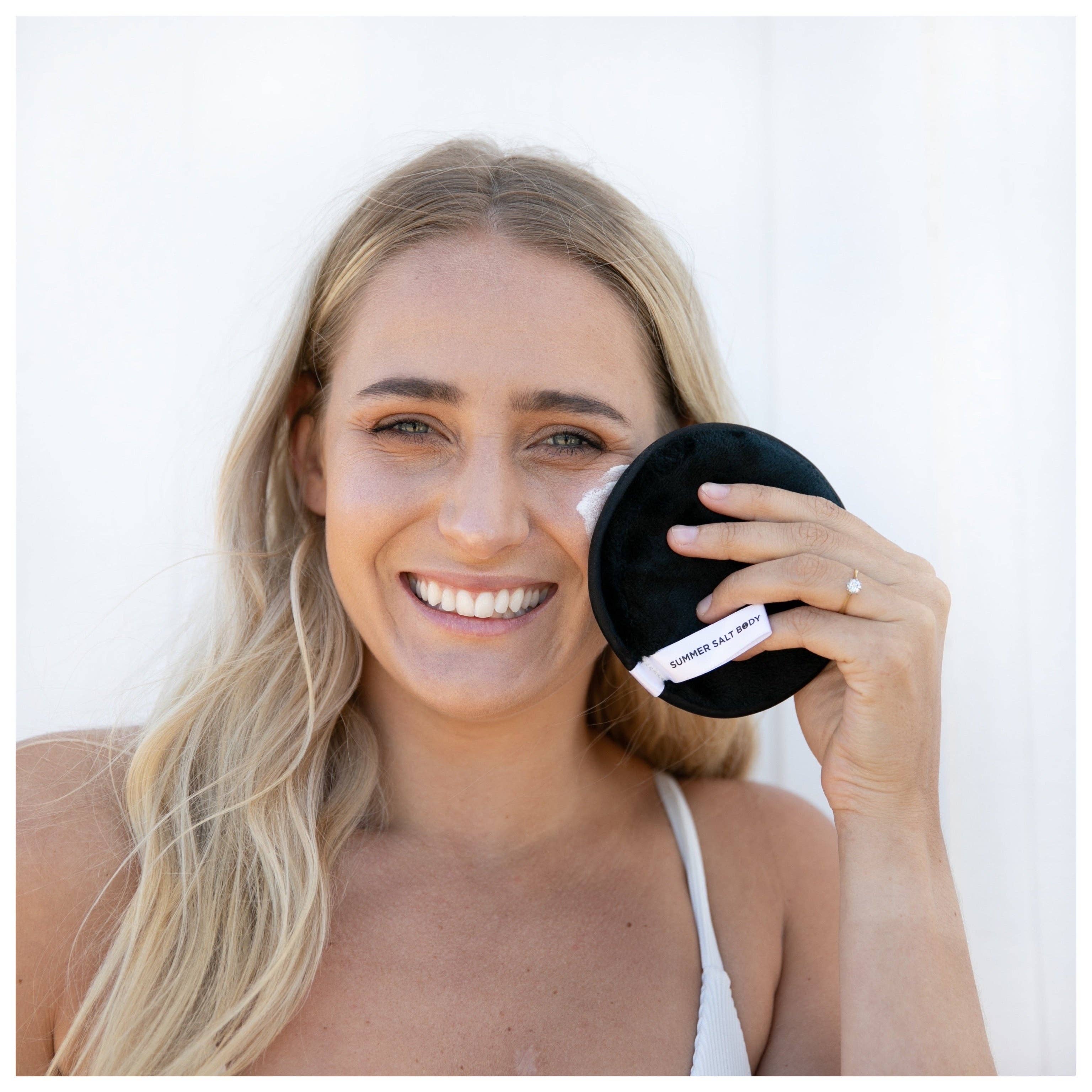 Summer Salt Body Mask and Makeup remover pad woman