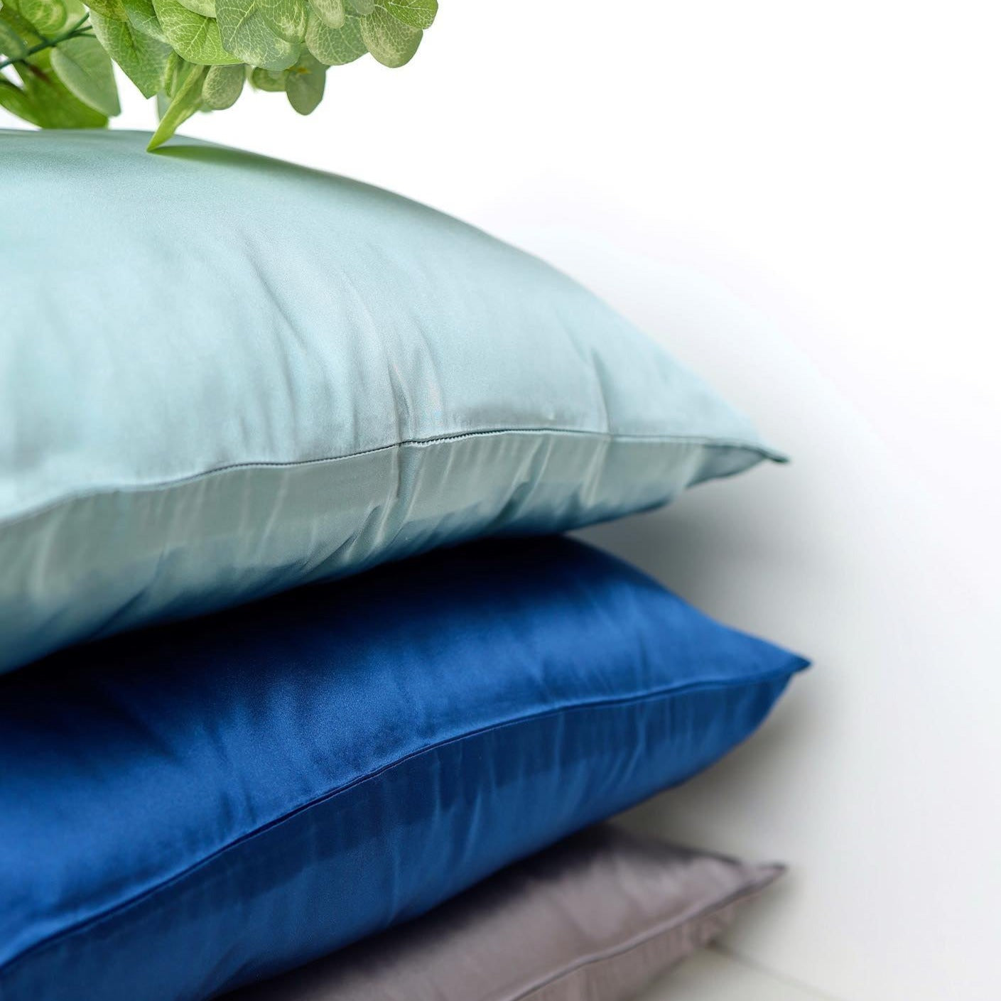 three Paradise Pillowcase in silk