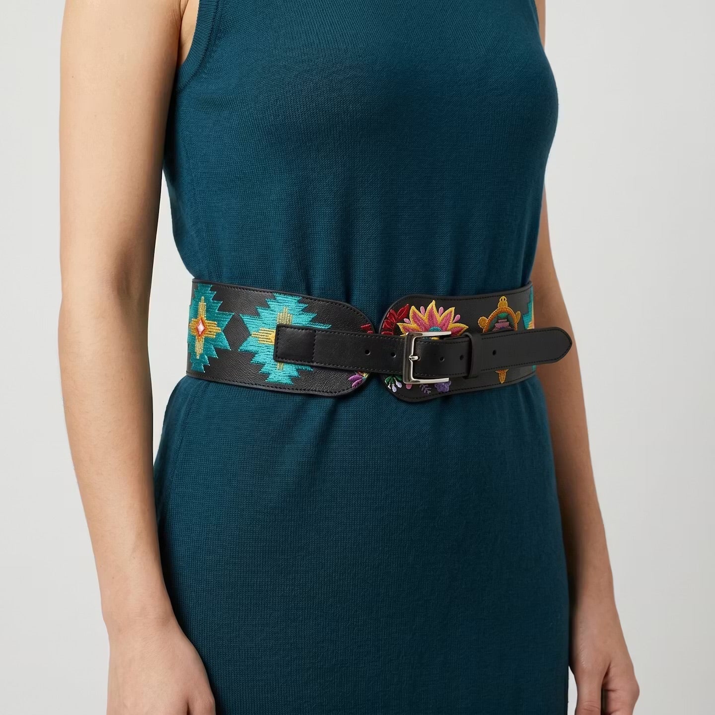 Old Tribes Heritage Leather Regalia Belt – Turtle – Black Leather with Turquoise & Ochre Embroidery
