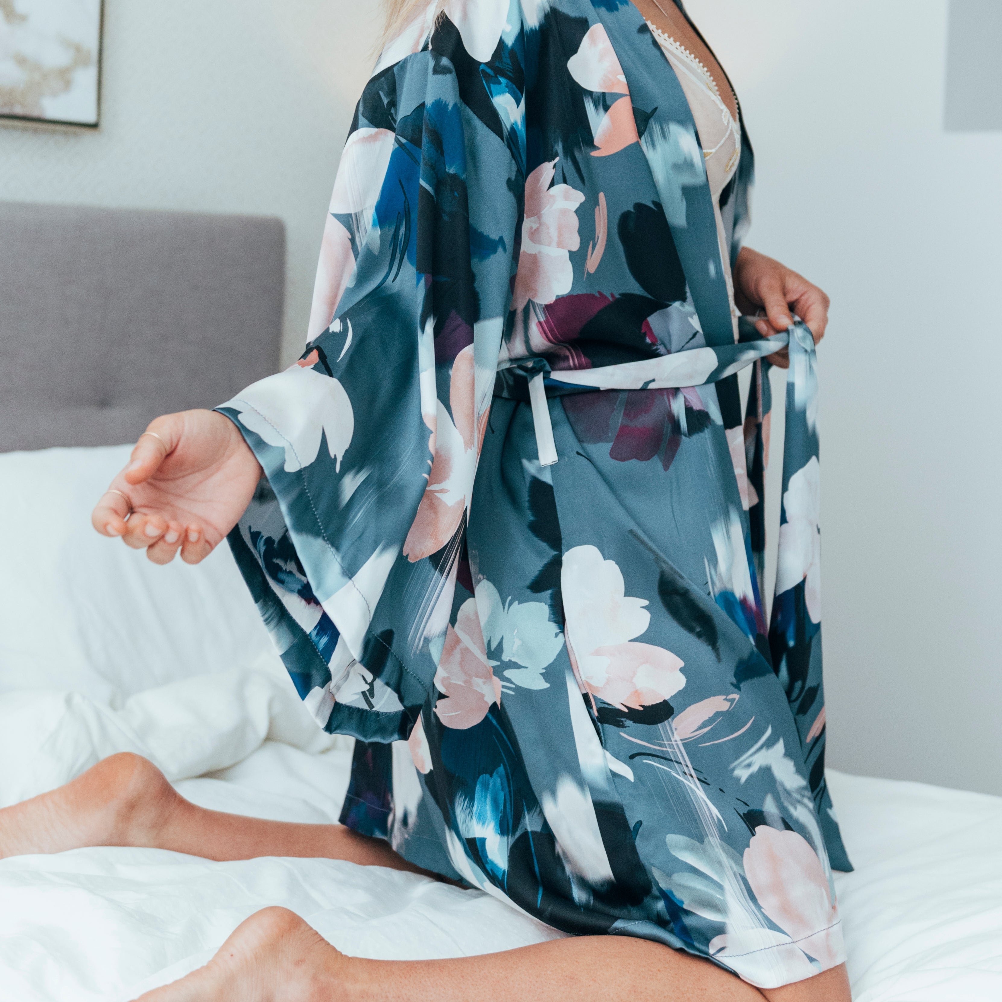 Silver Lining Short Kimono Robe side