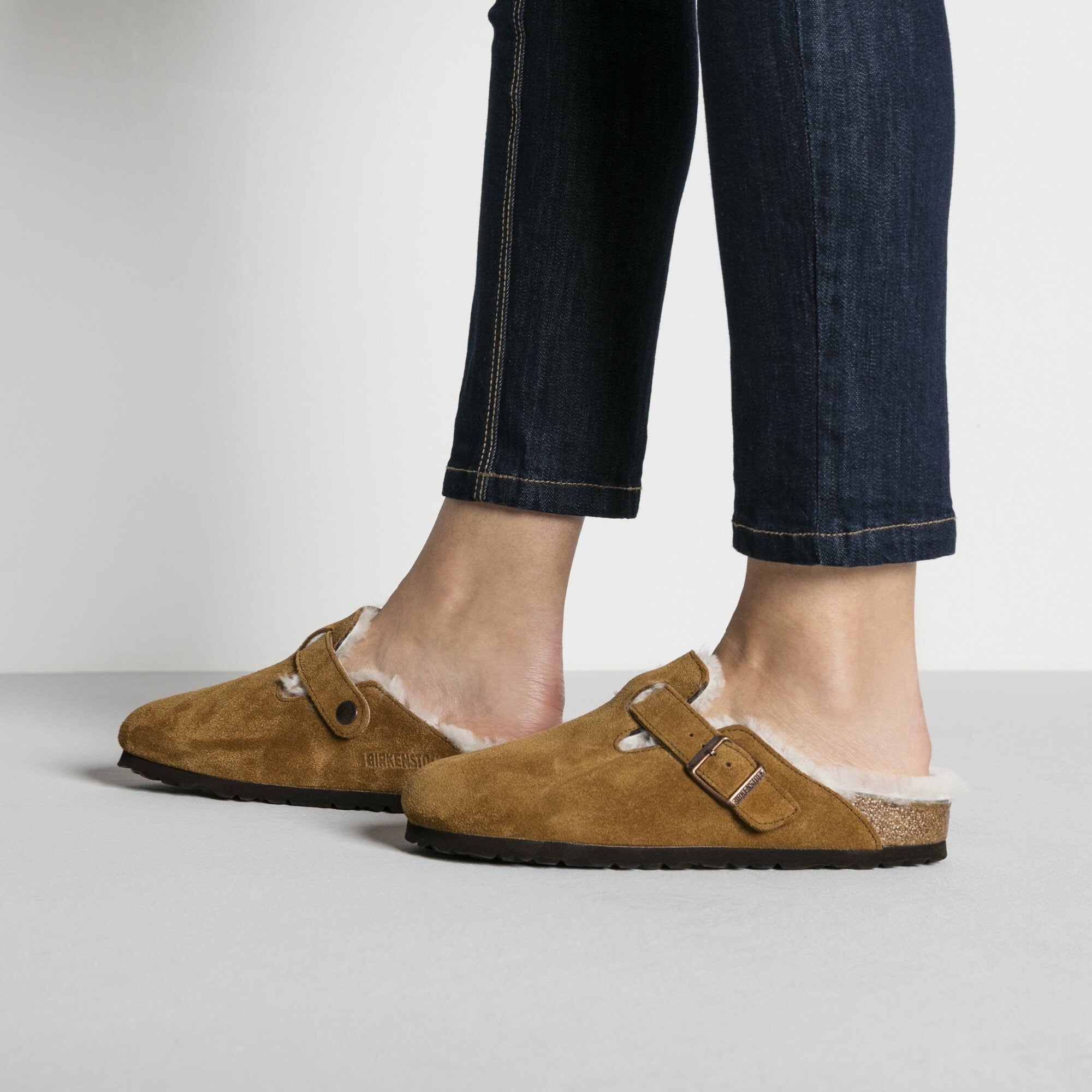 Birkenstock shoes Birkenstock Boston Shearling Suede Leather Mink close up