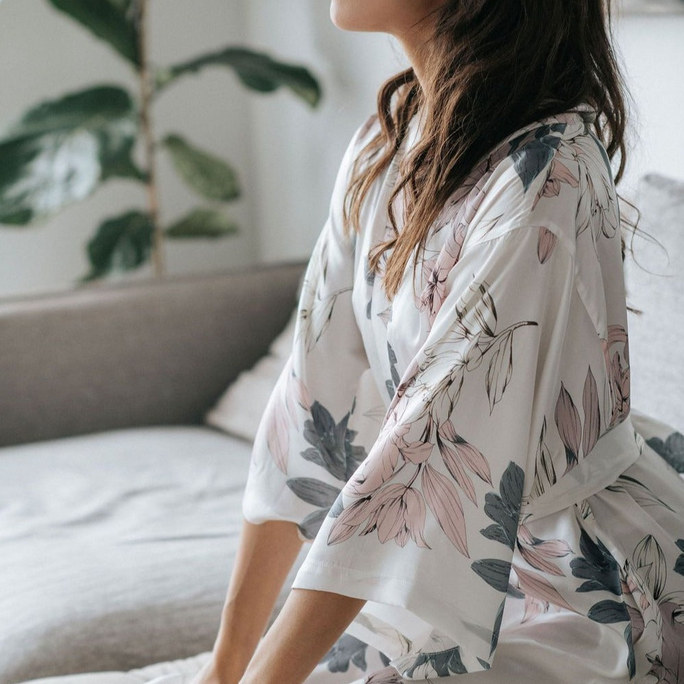 Bloom Short Kimono Robe floral kimono-style garment