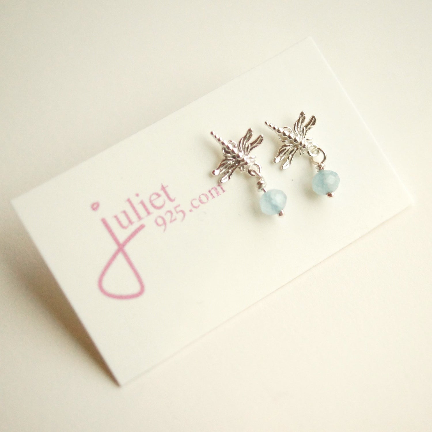 Jewelry earrings on a 'juliet' branded box