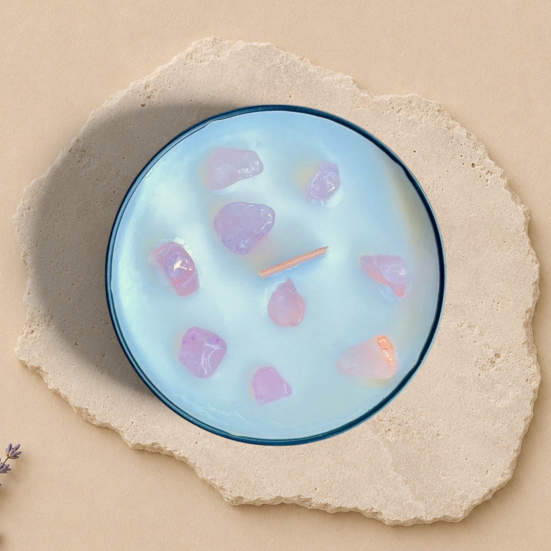 Soy Crystal Candle – Musk, Jasmine & Rose Quartz | La Sultana Savonnerie
