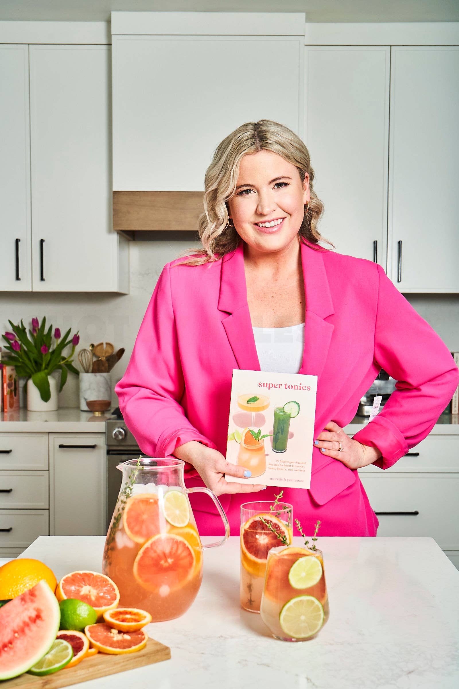 Supercharge your self-care with delicious health-promoting lattes, smoothies, tonics, elixirs, and even snacks that will hit the spot any time of day