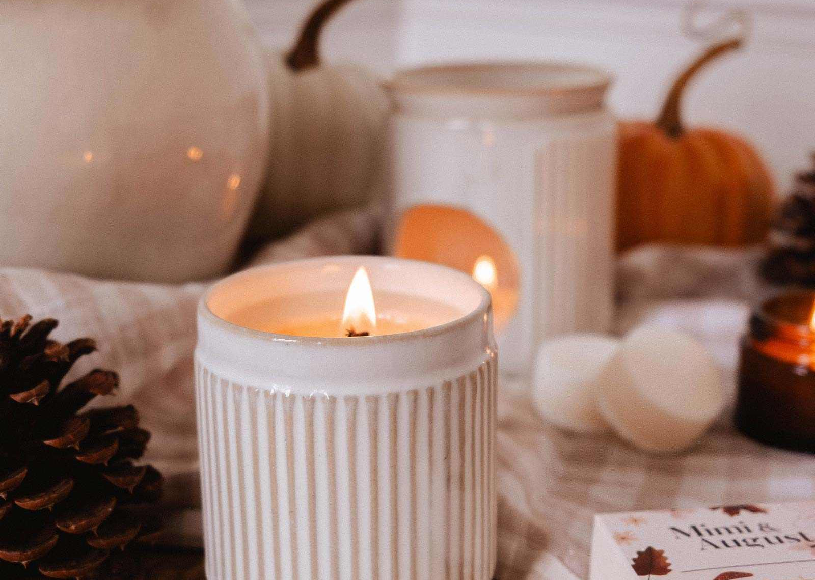 Mimi & August Ambre Reusable Soy Candle – 8 oz Ceramic Cup – Fig, Cedar & Musk Scent