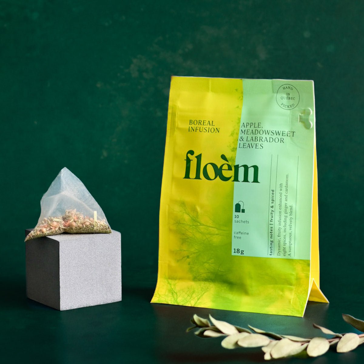 Discovery Herbal Tea Gift Set – 4 Wild Botanicals | Floèm Apple blends in tea bags